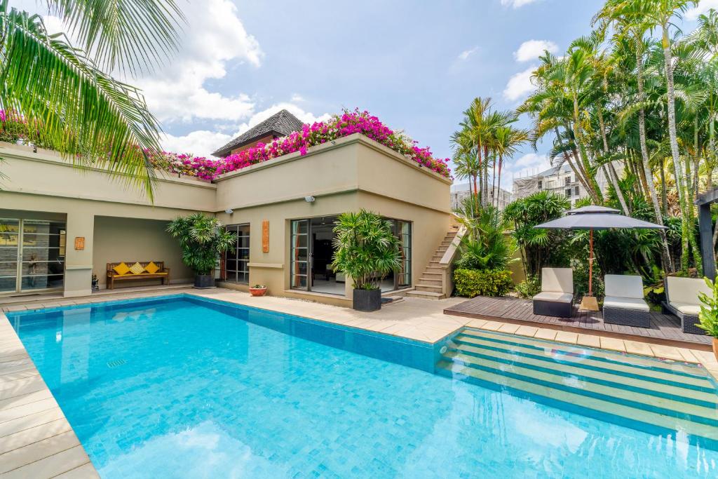 Exotic 3BR Villa Solandra with Tropical Pool and Private Rooftop Terrace in Bangtao – Phuket